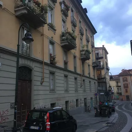 Mansarda In Borgo Dora Turin